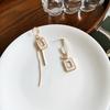 1 Pair Fashion Statement Earrings New Design Gold Plating Asymmetrical Drop Earrings For Girls Ladies Gifts