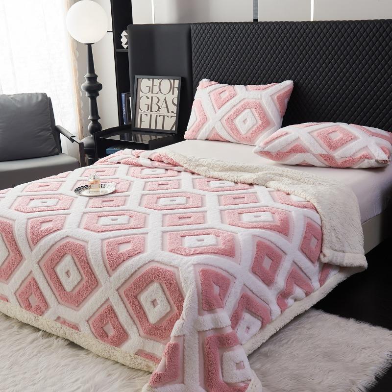 Double Layer Lamb Wool Blankets Thick Soft and Warm Geometric Jacquard Tafu Velvet Quilt Office Nap Sofa Multi-functional Blanket
