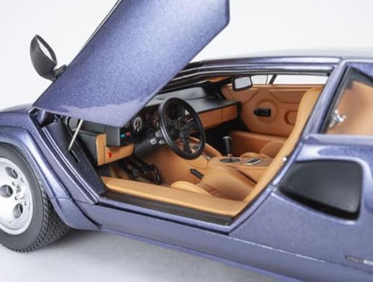 Kyosho Original Lamborghini Countach LP5000 Quattrovalvole Dark Blue Finished Model KS08320DBL 1/18