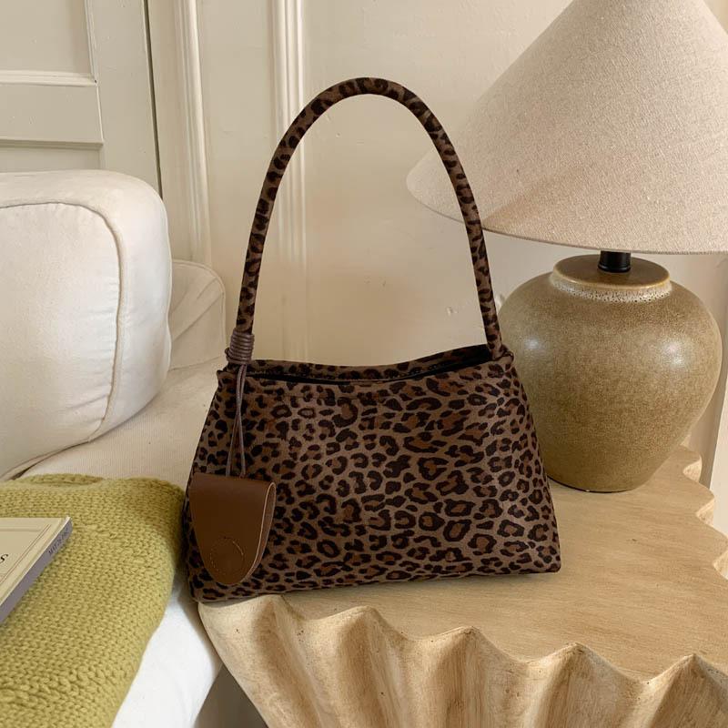 

Premium suede underarm bag women s autumn and winter tide fashion versatile commuter portable tote bag
