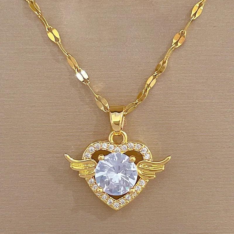 Moderna y Lujosa Cadena para Clavícula de Acero Inoxidable, Personalizable y Versátil, con Colgante de Ostra y Perla en Forma de Corazón de Melocotón