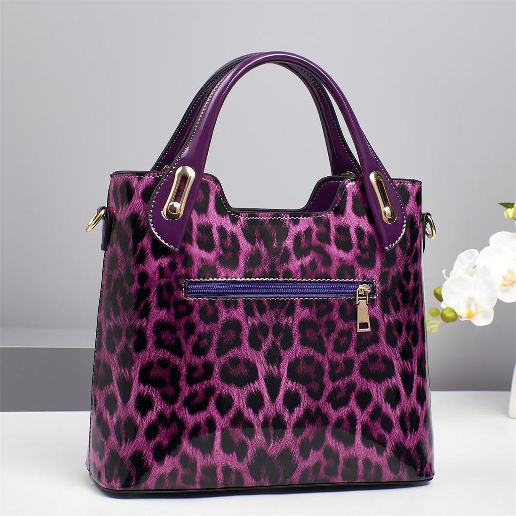 2025 Trendy Women's Leopard Print Crossbody Bag: Large Capacity, High-End Luxury Handbag