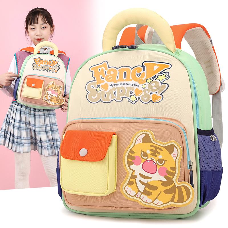 Cute Cartoon Boys and Girls Backpack High Value Small and Medium Class Kindergarten Schoolbag Durable Lightweight Children's Backpack