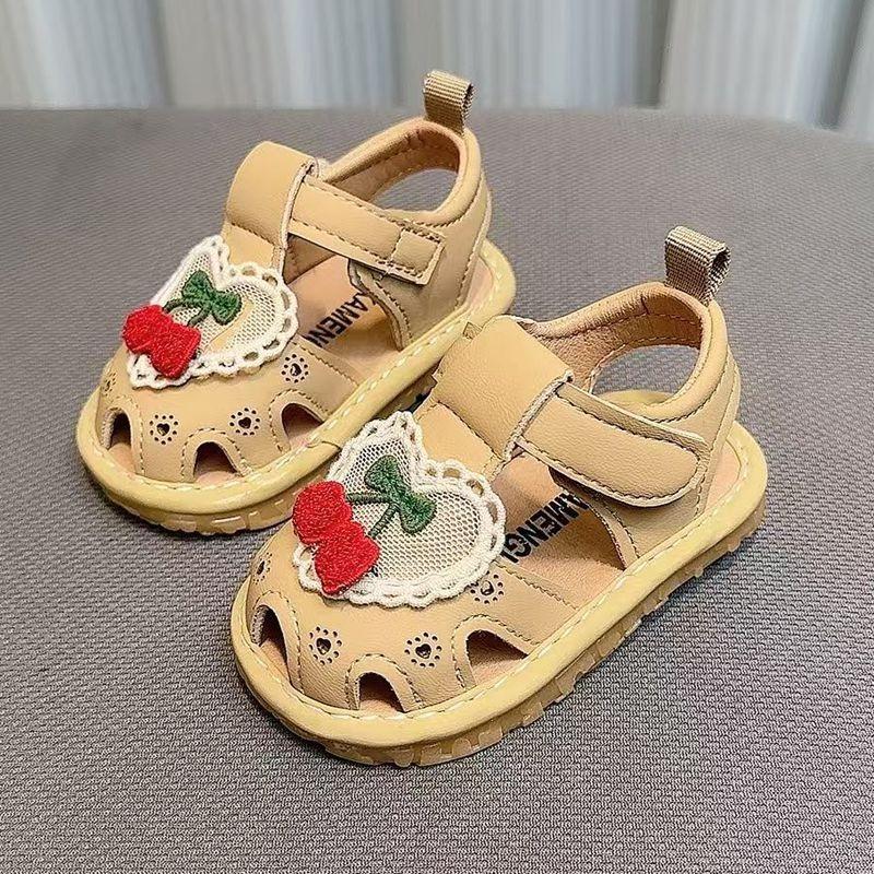 Summer New Infant Sandals Girls' Baby Shoes Squeaky Shoes Little Girl Princess Soft Sole Walking Shoes