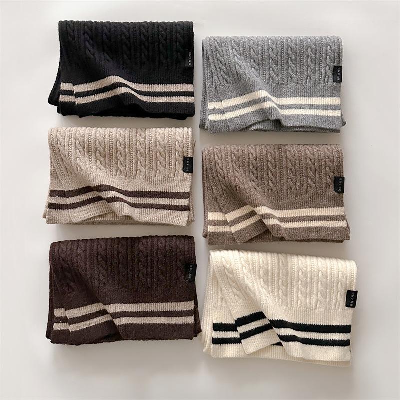 Gestreifter zweifarbiger Wollstrickschal für Mädchen im Winter Koreanischer Stil Vielseitig Trendig und niedlich auf Instagram Warmer Hals für Mädchen und Schülerinnen