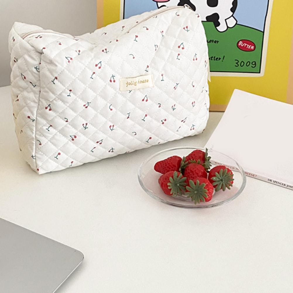 Storage Organizer Floral Puffy Quilted Cosmetics Bags Makeups Pouch Large Capacity Travel Makeup Bags Toiletry Cosmetics Cases
