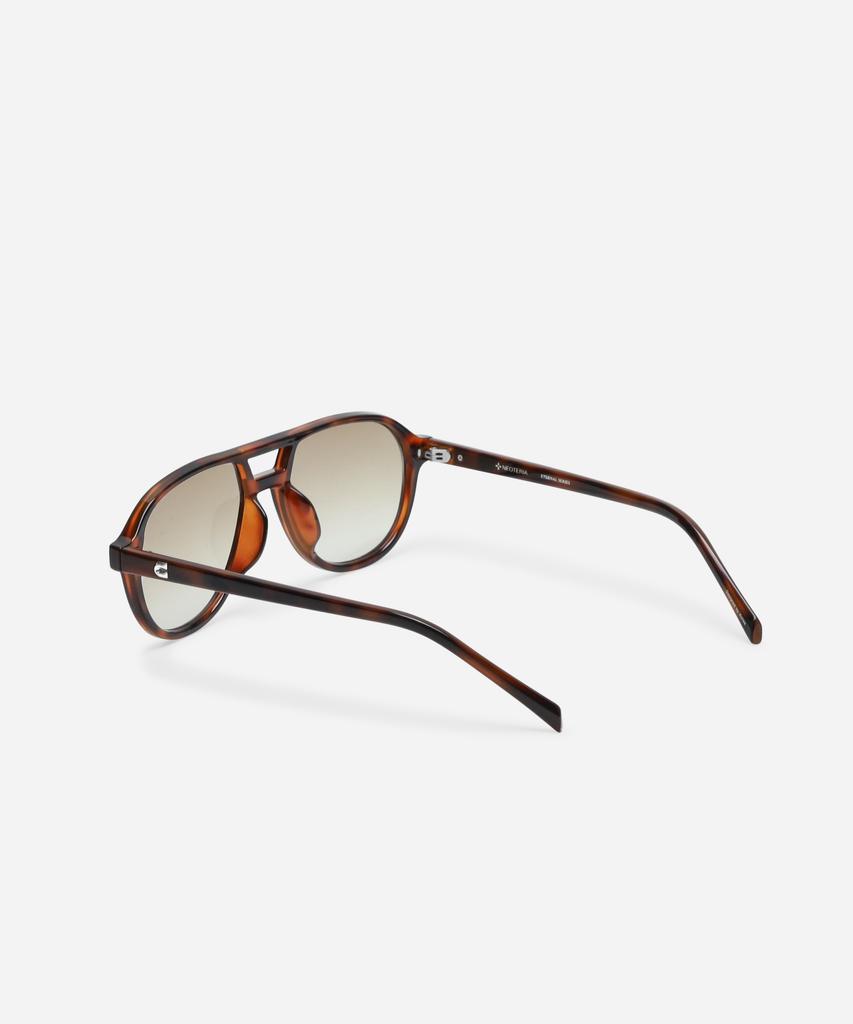 Neotelia Fayfay · S-Leopard