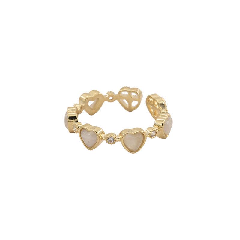 Contemporary Love Heart Ring For Women Featuring Stunning Rhinestones In Silver