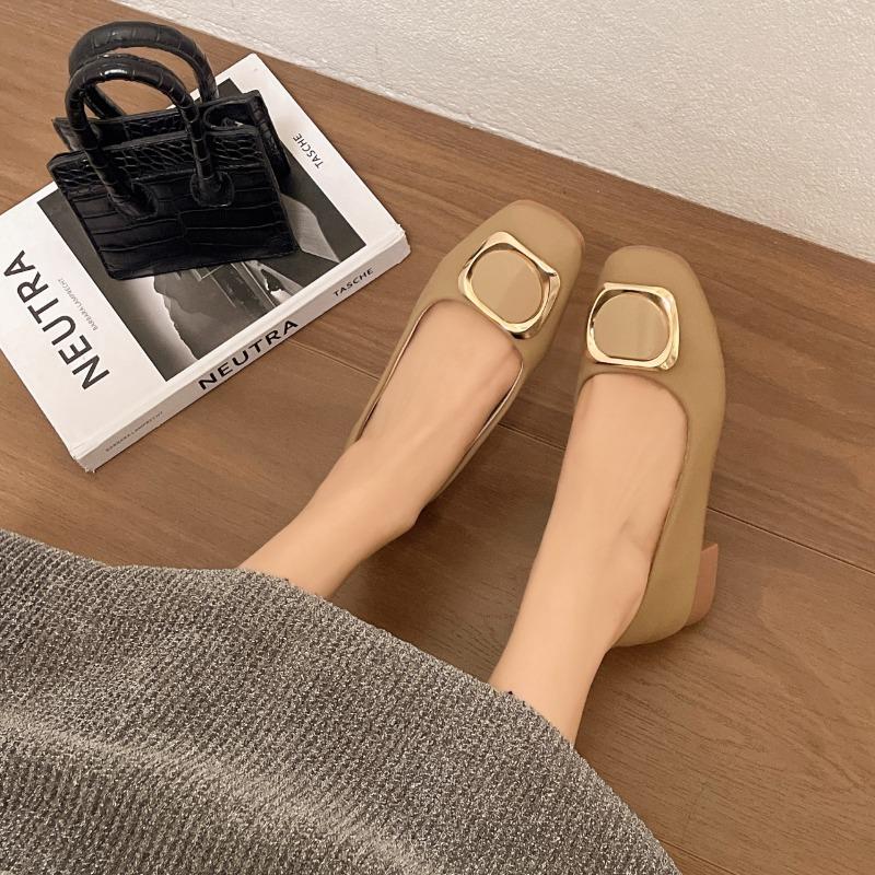 Low-heeled square-headed grandma shoes women's spring new shallow-mouth women's single shoes comfortable Doudou shoes