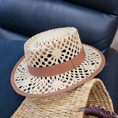 Japanese Korean Version Hollow Woven Beige Flat Top Top Top Hat Women'S Summer Sunshade Vacation Beach Straw Hat Small Fresh And Retro