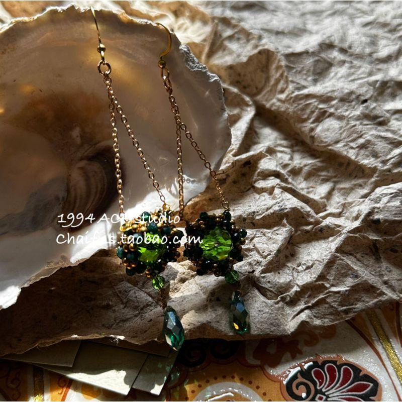 

Chaifu Studio/E246 European and American Handmade Beaded Green Rhinestone Earrings, Vintage Palace Holiday Style Ear Hooks Main Picture Pair