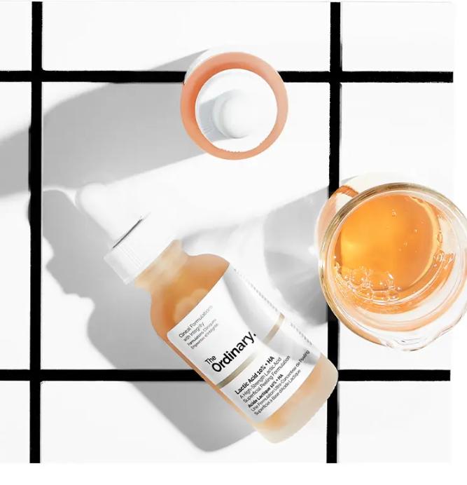 The Ordinary Lactic Acid 5% + HA – Gentle Exfoliating & Hydrating Serum 30ml