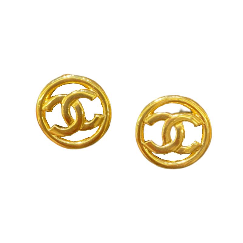 

CHANEL Hollow Double C Metal Stud Earrings Unisex Couple Style Gold золотий