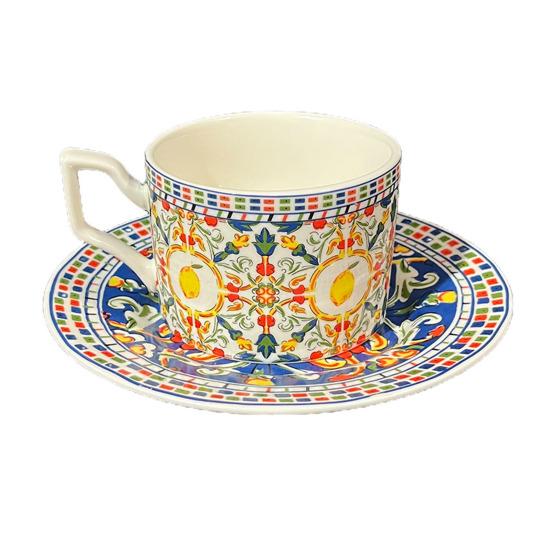 Tabaklı Seramik Çay Fincanları, Kadınlar İçin 300ml Çiçekli Latte Kupaları, Zarif Kahve Kupası, Mikrodalga Bulaşık Makinesi Güvenli Sıcak İçecek Kupası