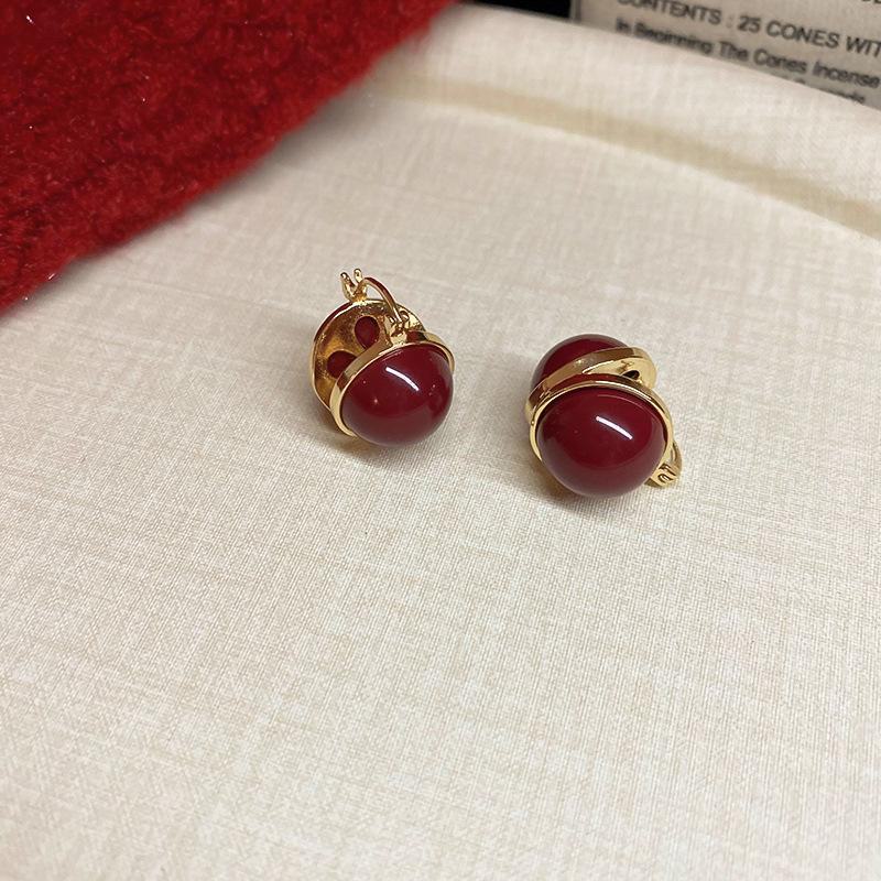 2024 Exquisite High-End Retro Silver Needle Red Heart Flower Earrings for Women