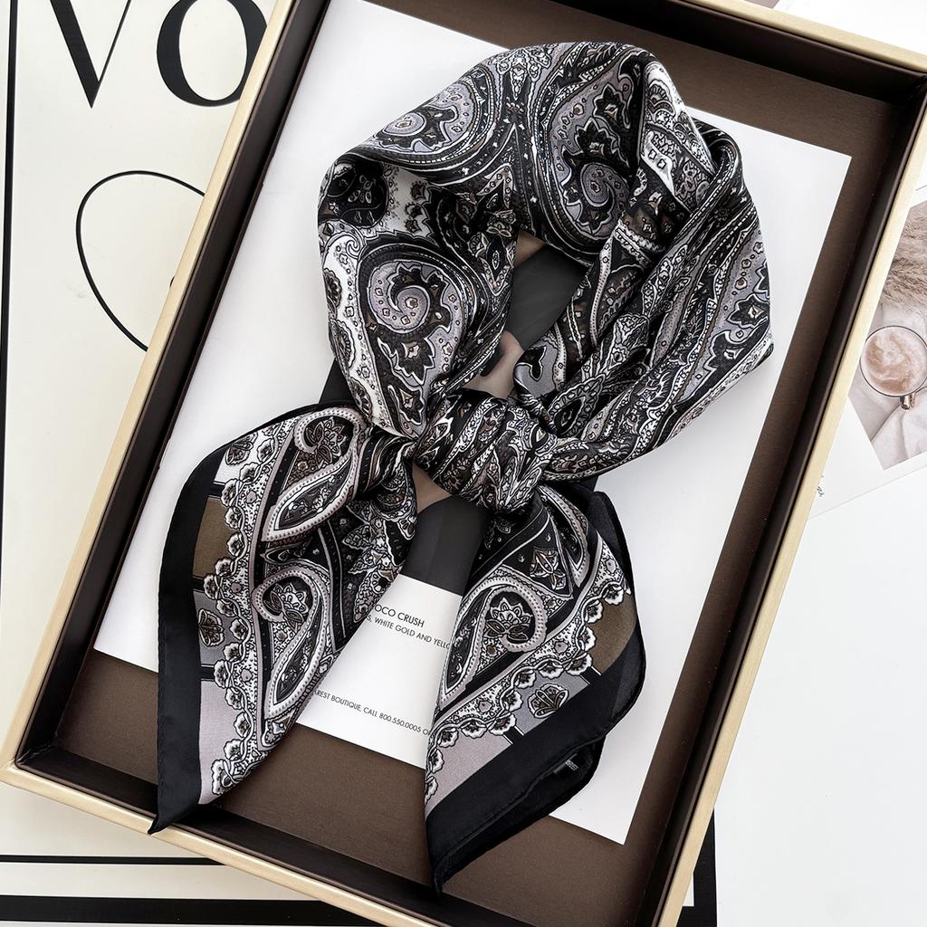 New Literary Fashionable Bandana Imitation Silk 70*70Cm Temperament Square Scarves Women SpringSummer Soft Satin Scarf