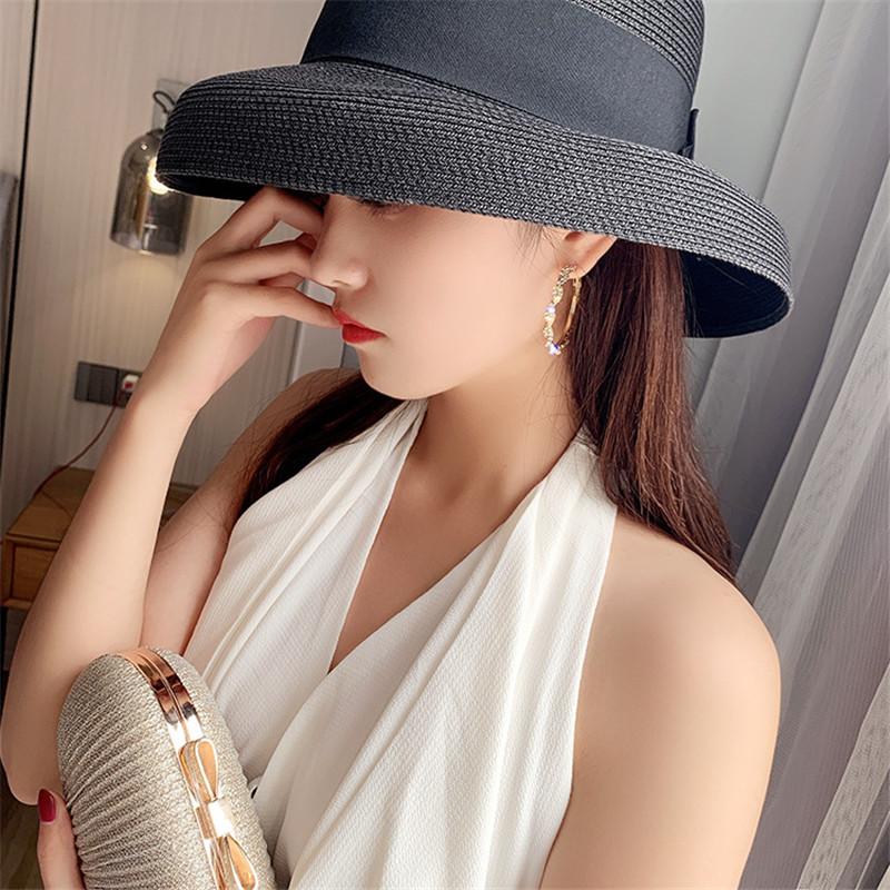 Fashion Zircon Round Hoop Earrings Shiny Screw Crystal Earrings for Women Statement Earrings Party Gifts