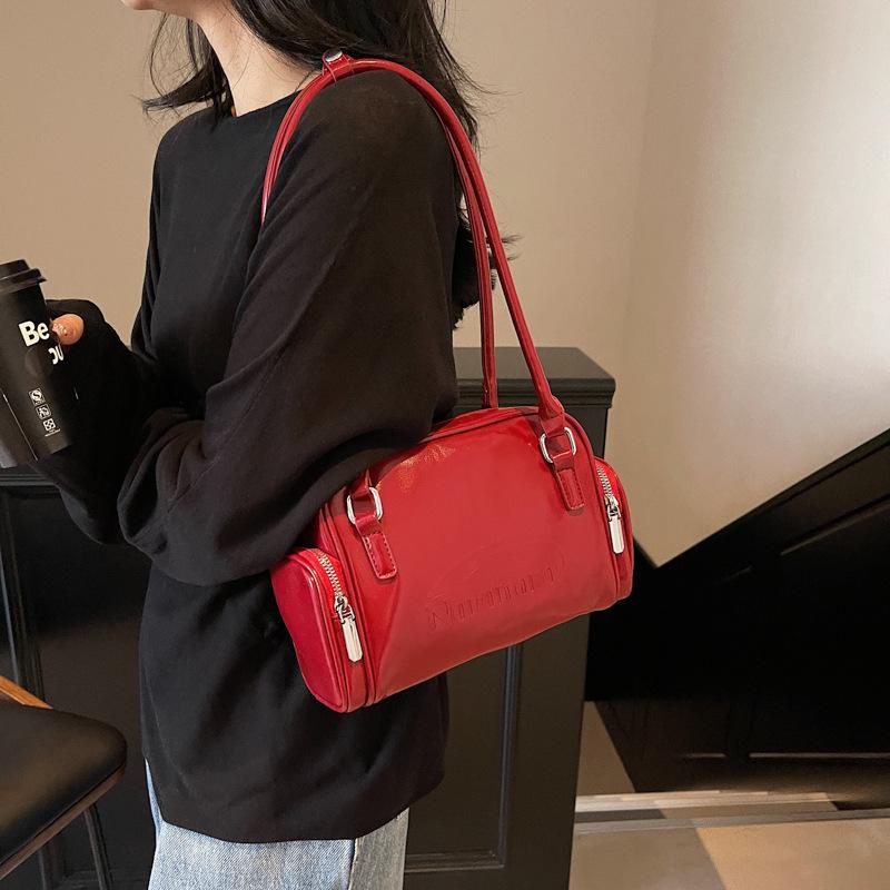 Niche Design Underarm Bag Women's 2025 New Trend Fashion Portable Commuter Bag Large Capacity Tote Bag