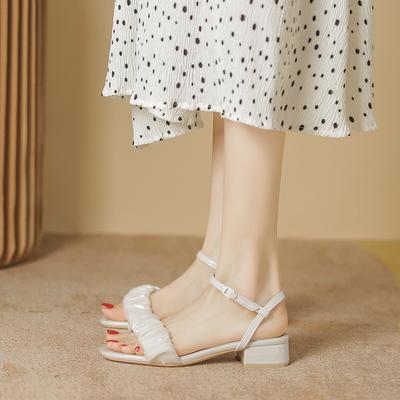 Dámska obuv – Sandály