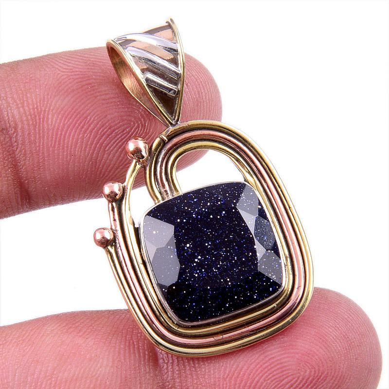 

Natural Blue Sunstone 925 Solid Sterling Silver Gift TwoTone Pendant 1.50 z6O92