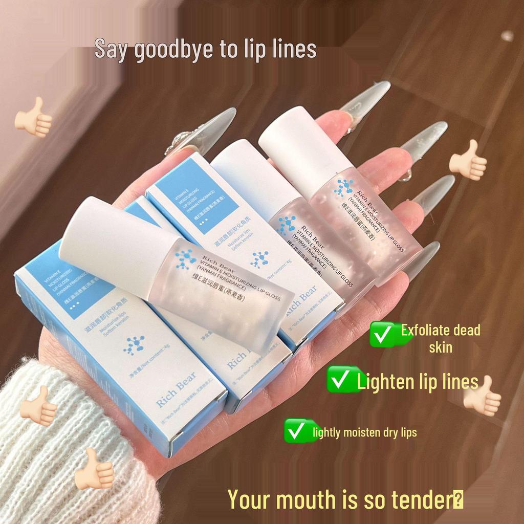 Rich Bear Transparent Vitamin E Lip Gloss: Lightens Lines, Plumps, and Primes for Autumn/Winter