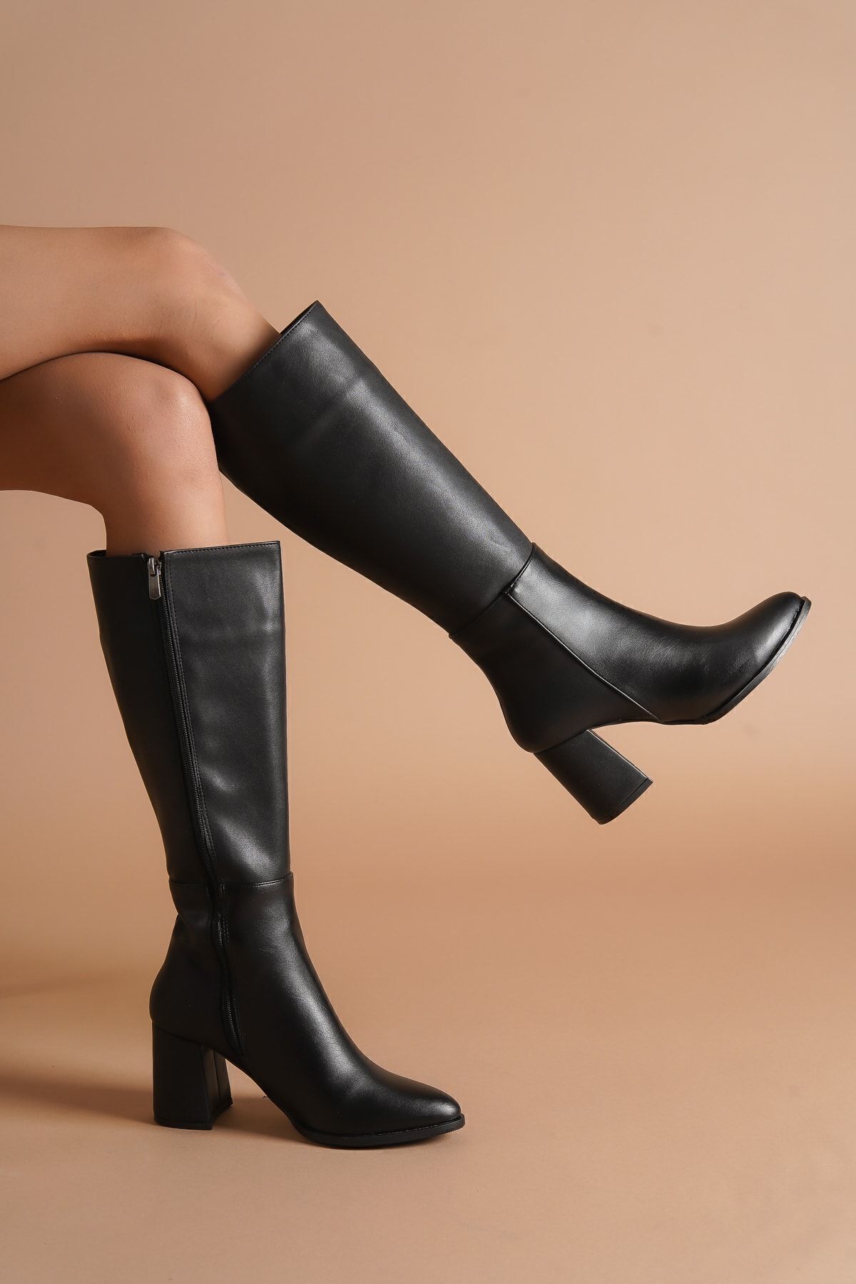 

Женские современные стильные модные ботинки из искусственной кожи, черные кожаные длинные сапоги на каблуке и на молнии 36