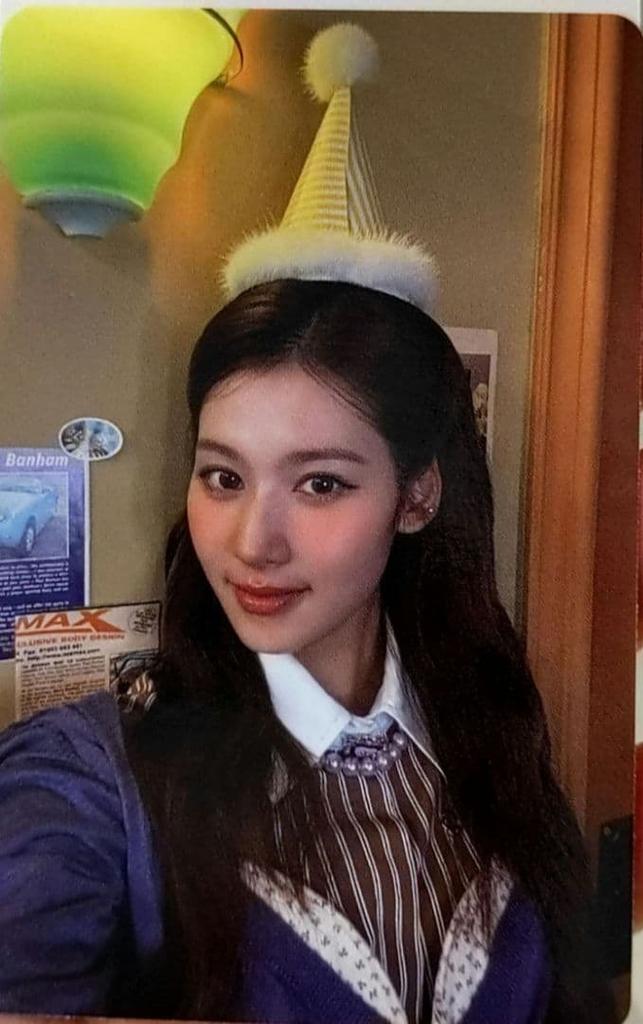 [USED] TWICE~Sana TWICE The story goes on