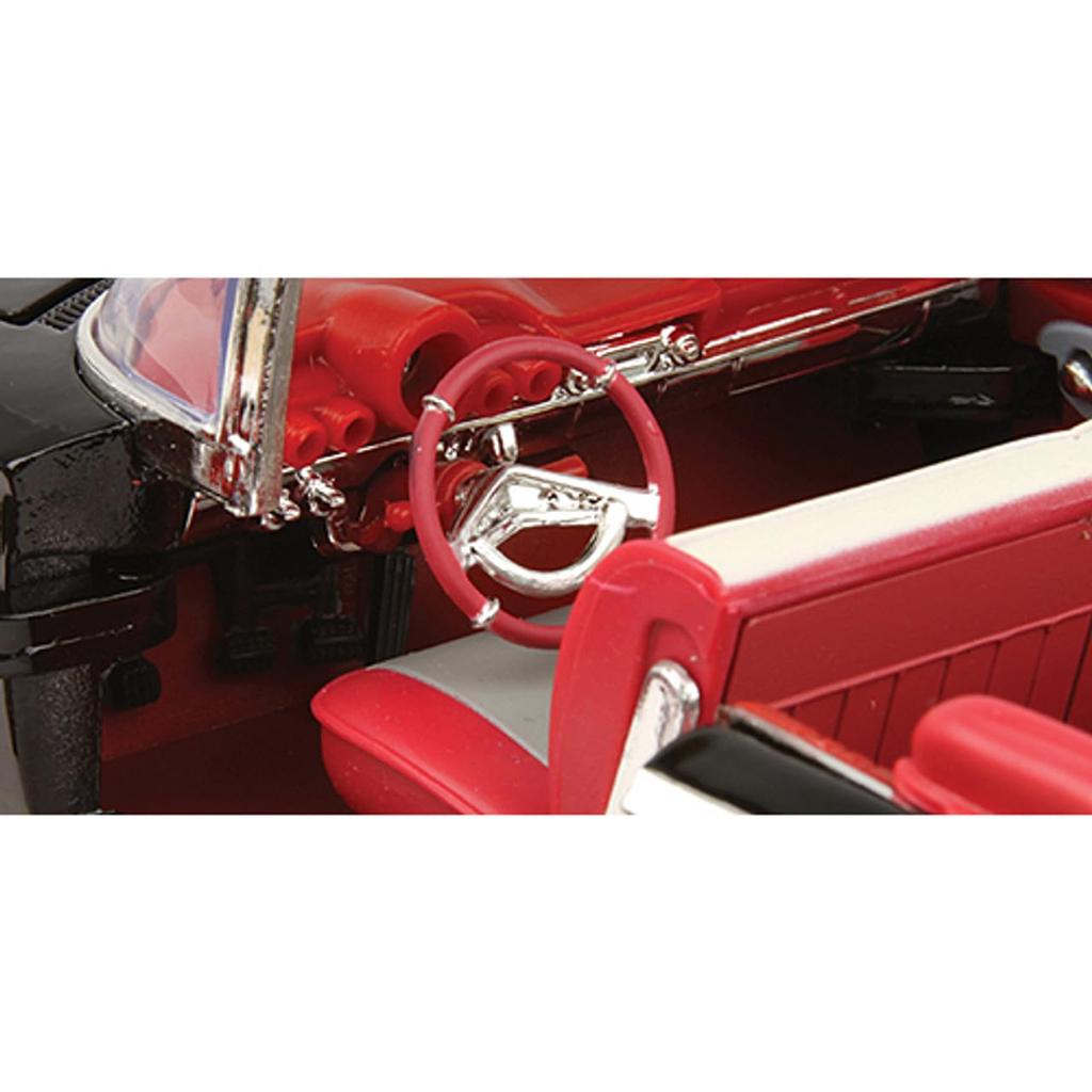 MOTORMAX Scale Chevrolet Impala Cabriolet Diecast Car 1960 1/18 (Black)