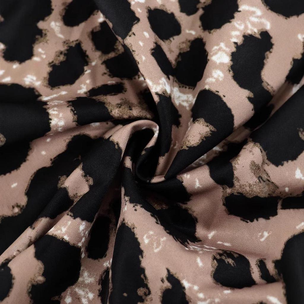 Elegante Abito da Donna con Stampa Leopardata: Vita arricciata, Scollo rotondo, Manica corta, Lunghezza lunga