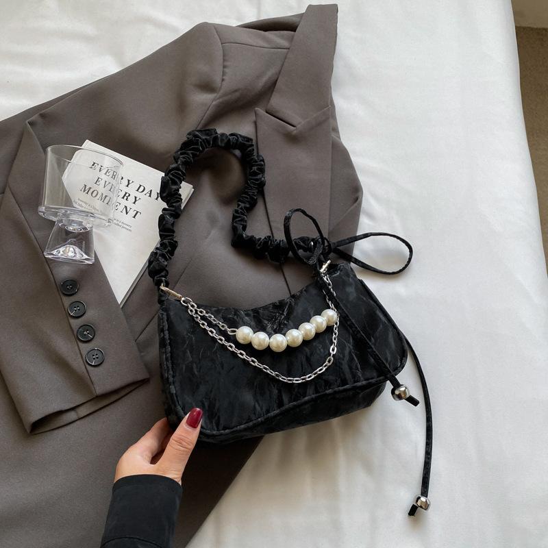 High-Value Pleated Underarm Bag Women'S Summer Shoulder Messenger Bag Fashion Pearl Chain Baguette Bag