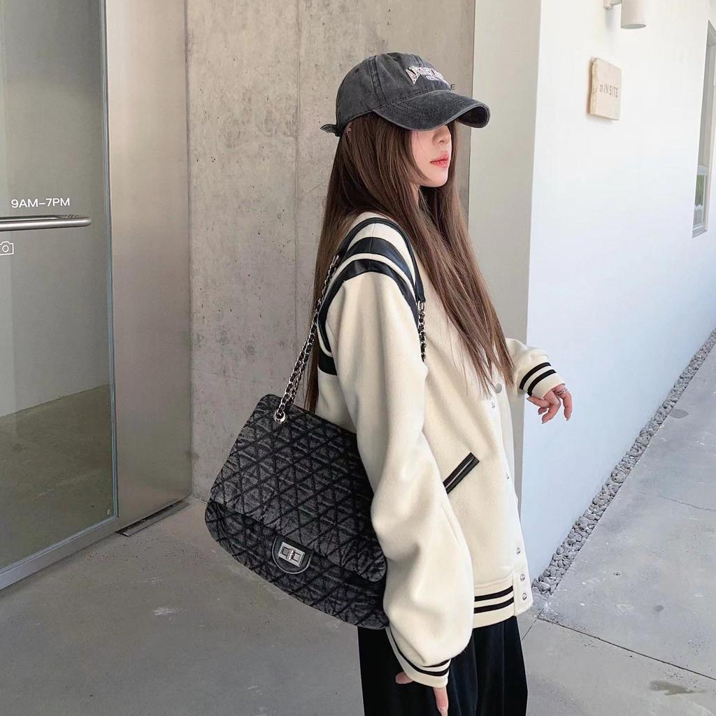 Casual Washed Denim Large Hobo Shoulder Bag for Women, 2025 Collection