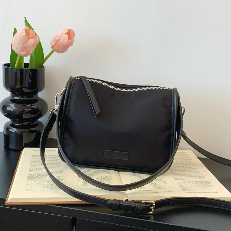 Nylon Bag Women's New Handbag Versatile Casual Shoulder Messenger Bag