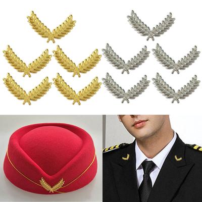 Stewardess Uniform Mützenabzeichen Set mit 5 Hutemblem Airline Crew Hutabzeichen Hutzubehör für Flugbegleiter-Uniformen