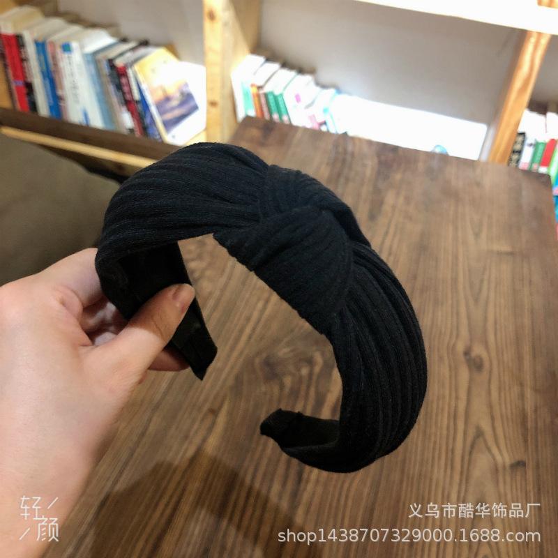 Fabric headband female Yiwu headdress jewelry autumn and winter feeling wide edge versatile high skull top headband hairpin