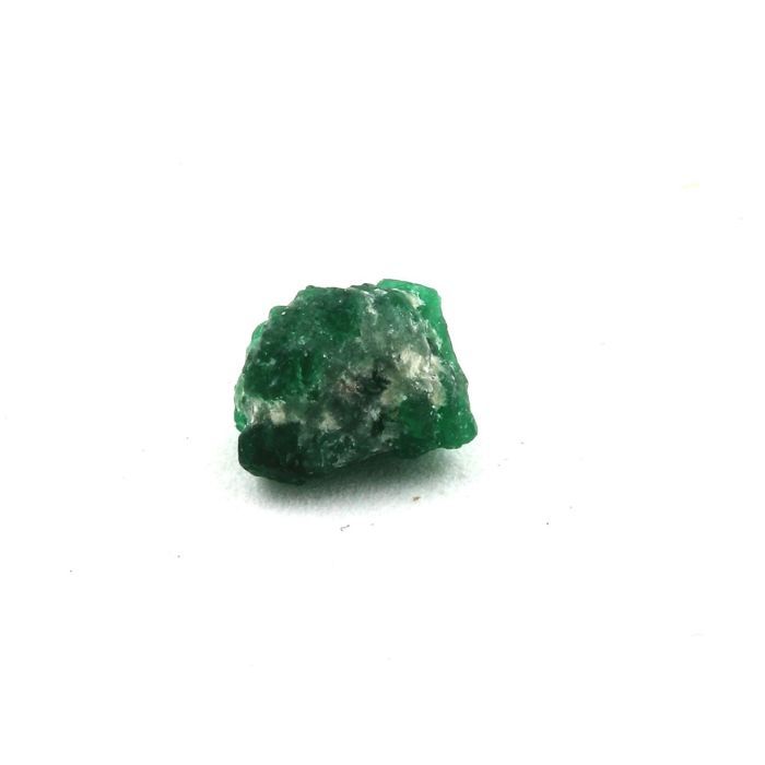 Pierres et Minéraux. Emeraude. 1.90 ct. Mingora emerald deposit, Swat District, Pakistan.