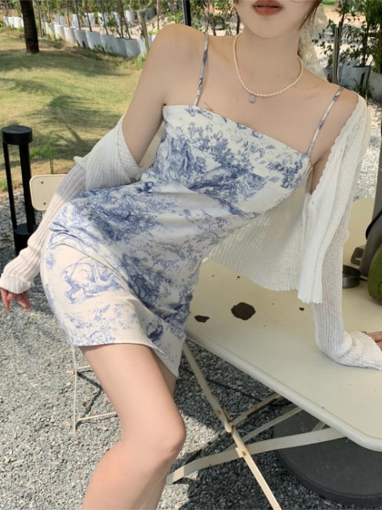 Suspender dress Hepburn temperament small skirt women's summer dress sexy hip skirt skirt skirt short skirt A word skirt
