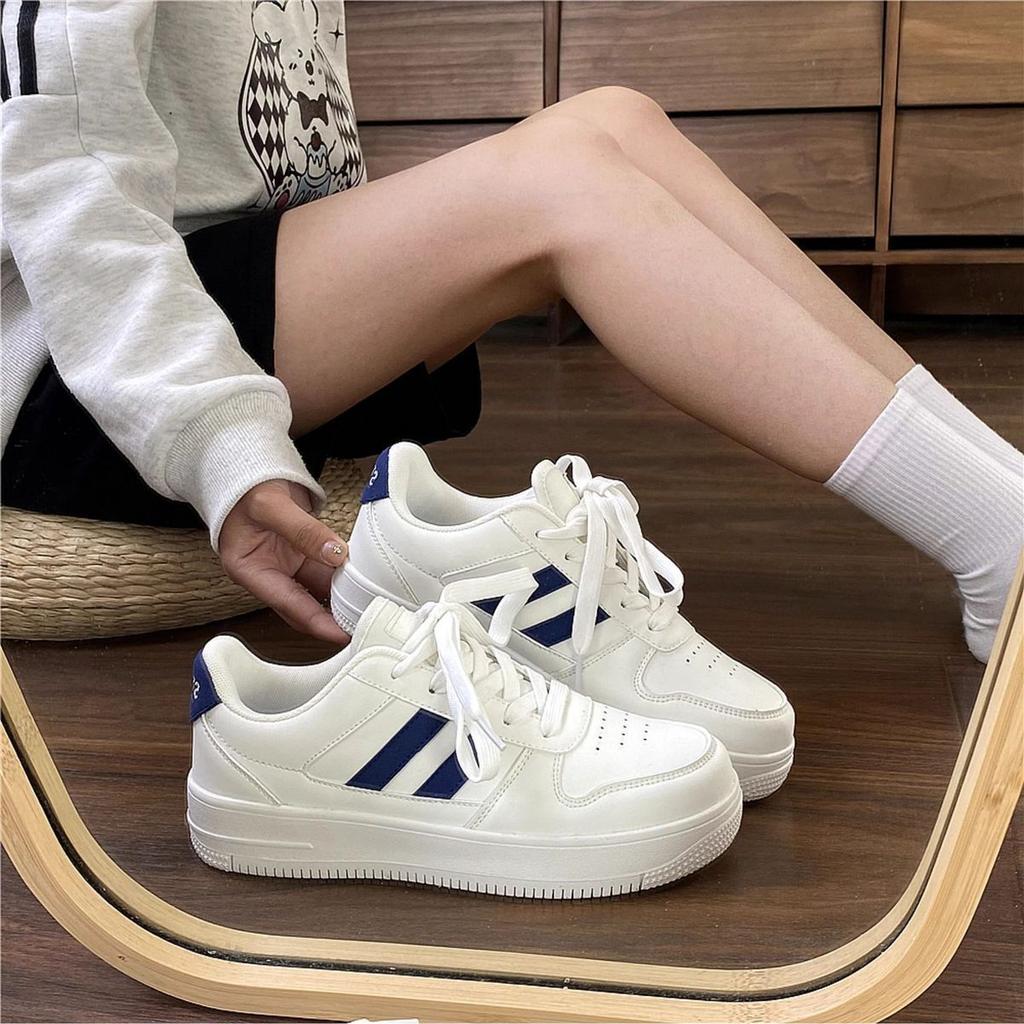 Casual shoes women's 2025 summer new board shoes women's shoes breathable mesh white shoes women's Korean version shoes women's shoes versatile