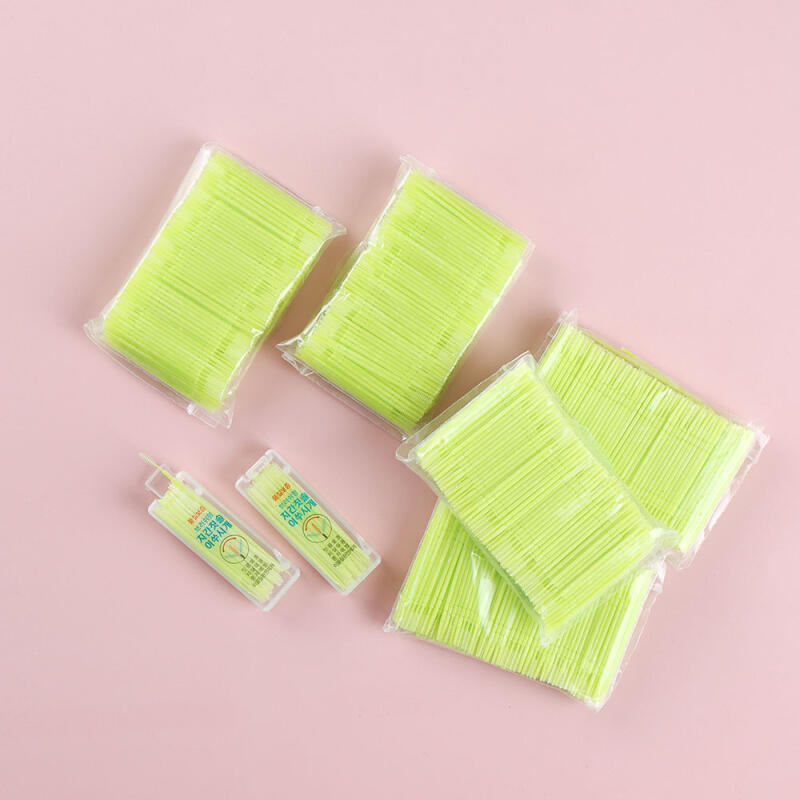 2 portable PLA ultra-fine interdental brushes + 5 refills