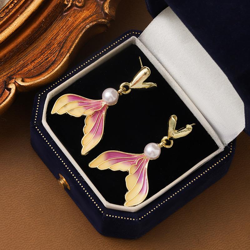 Love pearl purple gradual change fishtail stud earrings niche unique earrings princess style earrings