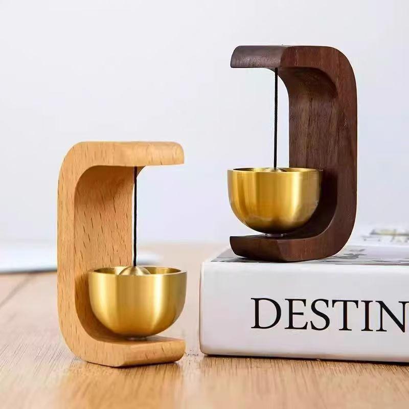 Dopamine-Style Magnetic Wooden Doorbell: Chinese-Inspired Wind Chime for Shop Entrances