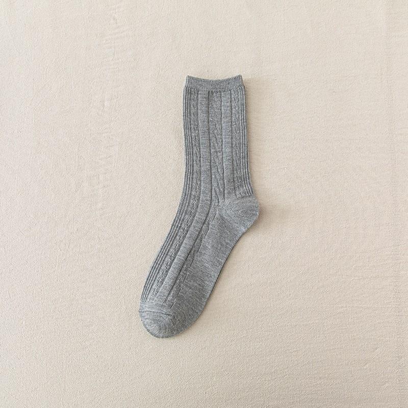 

1 пара традиционных мужских носков с узором в виде кос, шерсть, бежевый, в крапинку орехового цвета, размеры Великобритании One Size