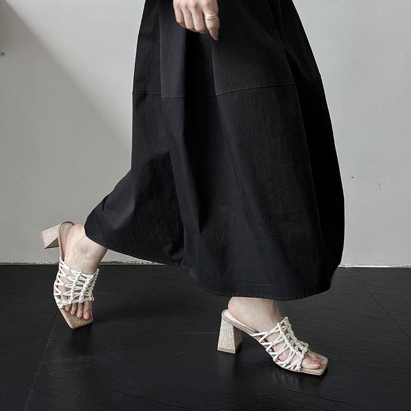 Krazing Pot Straw Weaving Handmade Summer Size 40 High Quality Slip on French Chic Chunky Heels Women Peep Toe Sandals