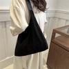 Faux Suede Women's Bag, Fashi Simple Large Capacity Korean Versi Trendy Casual Shoulder Armpit Bag Pure Color Retro Tote Bag