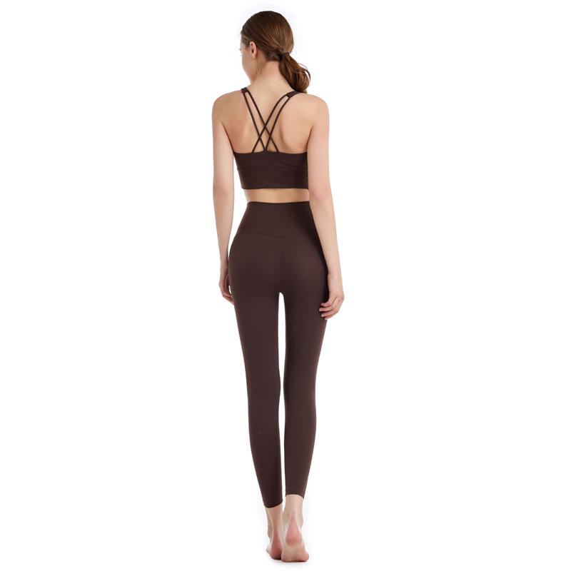 European-American Sports Yoga Set: Nude-Feel Bra & High-Waist Hip-Lift Pants
