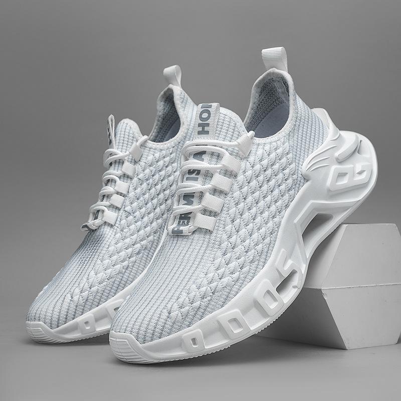 Summer New Men's Sports and Leisure Shoes Mesh Breathable Running Shoes Large Size Flying Woven Fish Scale Shoes
