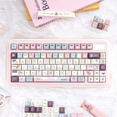 Pink Girl Cute Simple Checkered Cherry Keychain Kit PBT 129 Keycap Suitable for 60/64/84/98/108 Mechanical Keyboard
