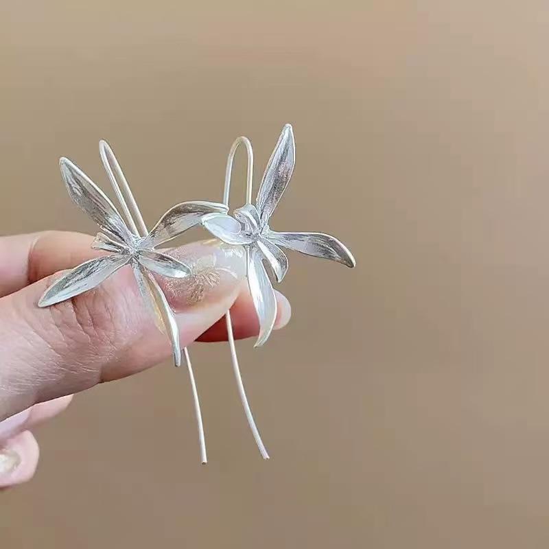 New Vintage Iris Flower High-end Drop Earrings Hook for Women Girls New Fashion Trendy Jewelry Party Wedding Charm Earrings Gift