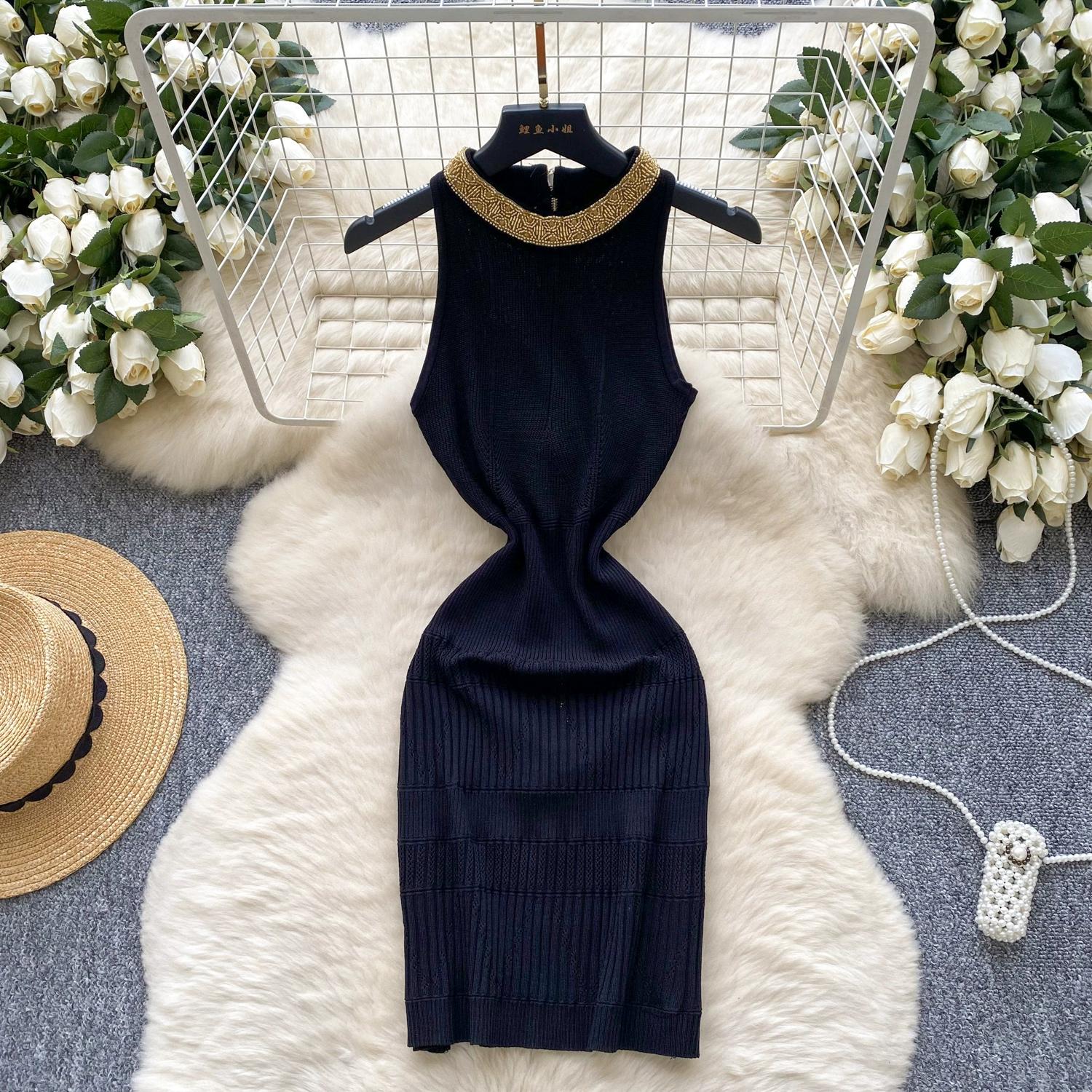 

Летние женские бисерные воротник без рукавов вязаный свитер Y2K мини короткие облегающие платья-футляры One Size чёрный