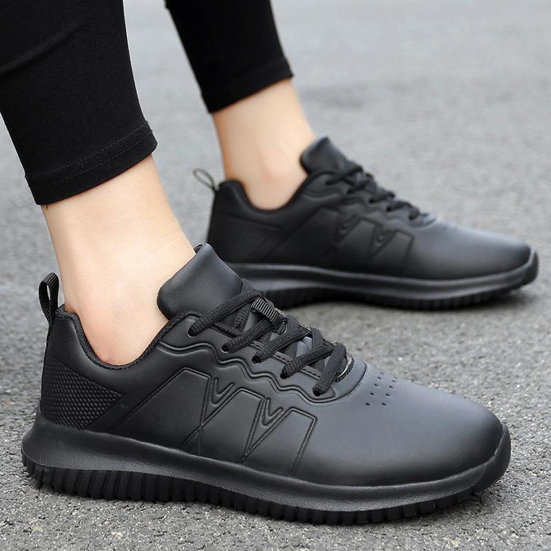 Chef's Shoes Four Seasons Couples Casual Light Non-slip Oil-proof Waterproof Work Shoes Men and Women Plus Size Chef Work Shoes