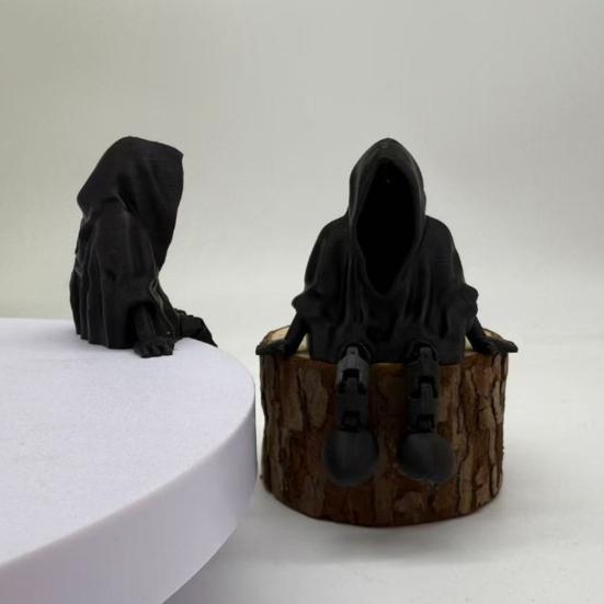 Bendable Joint Reaper Ornament 3D Printed Mysterious Black Robe Figurine, Articulated Sitting Statue with Novelty Dark Themed Collectible Movable